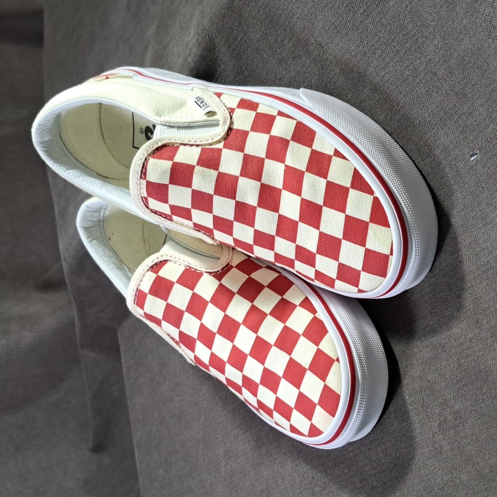 Vans Classic Slip On White and Red Checkerboard Canvas Sneakers VG- US 5.5